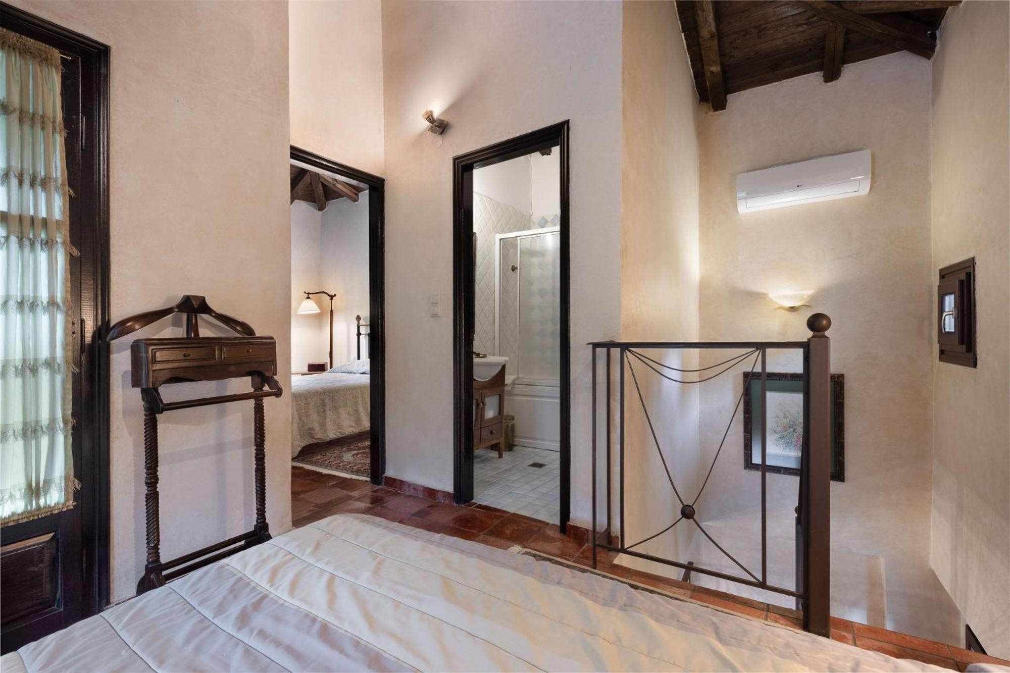 Ostra Menalon Luxury Suites Kardharás Exteriér fotografie