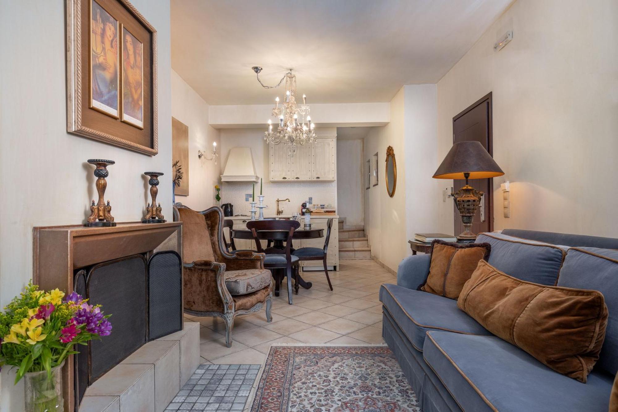 Ostra Menalon Luxury Suites Kardharás Pokoj fotografie