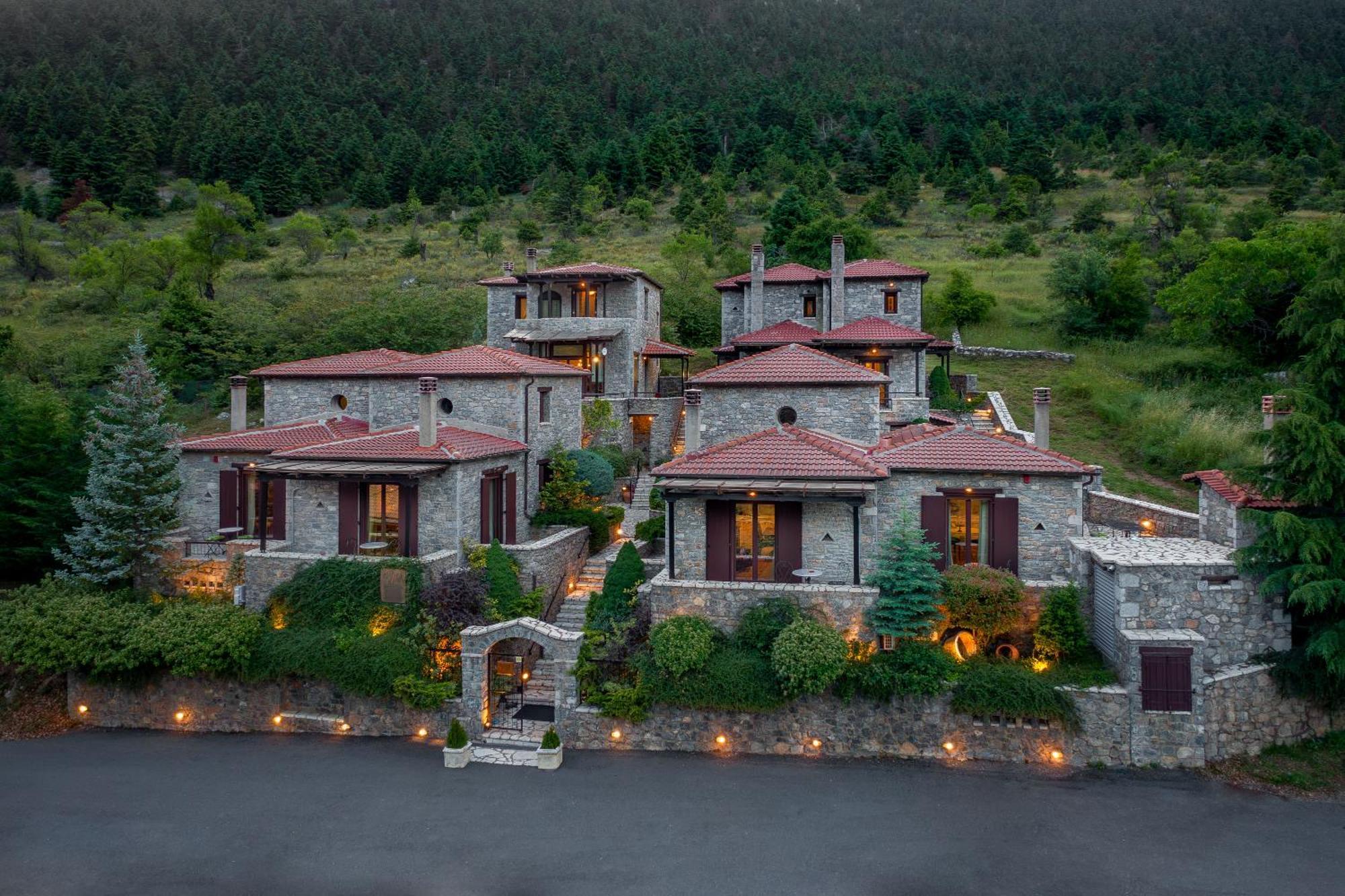 Ostra Menalon Luxury Suites Kardharás Exteriér fotografie